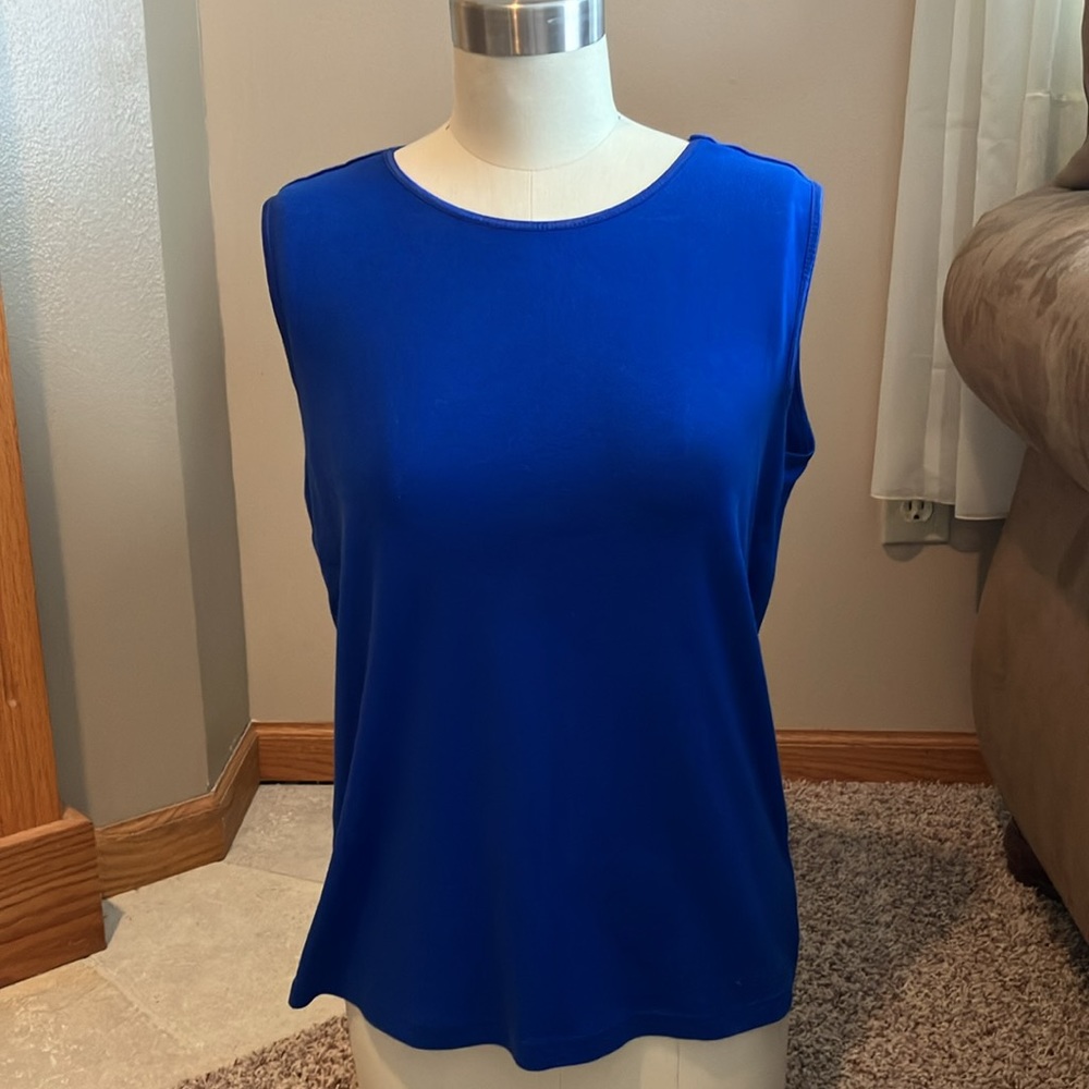 Christopher and Banks royal blue size medium shell